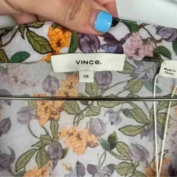 Vince Floral Wisteria Vine Button-Up Blouse - Picture 8 of 10